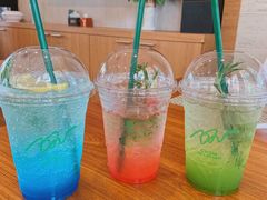 -Chom Cafe and Restaurant