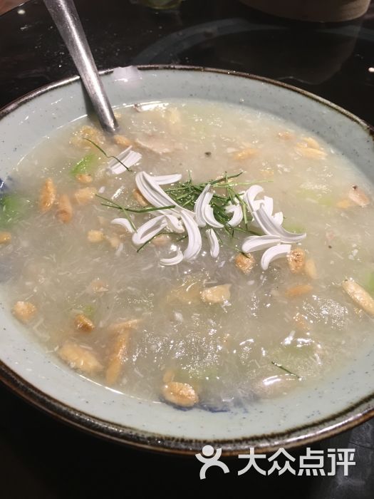 菊花鱼肚鱼茸羹