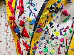 -问山MountQuest攀岩馆