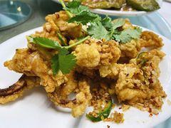 椒盐鱿鱼-新陶陶酒家