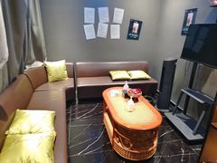 -屋有岛沉浸游戏旗舰店(中山公园店)