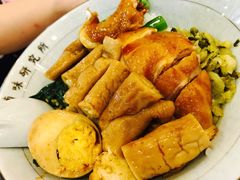 -狮头牌卤味研究所·卤味饭(花城汇南区店)