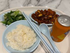 -荣华基·现炒快餐(肇嘉浜路店)