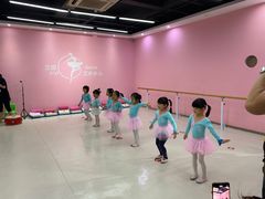 -艺熠舞蹈口才主持表演艺术中心(爱琴海校区)