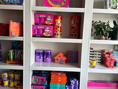 -大地红烟花爆竹经营部