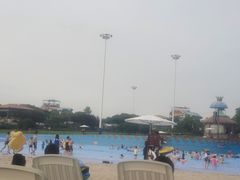 -汤山欢乐水世界