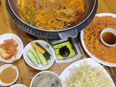 -喇喇排骨火锅·传统韩式脊骨汤(望京西园总店)