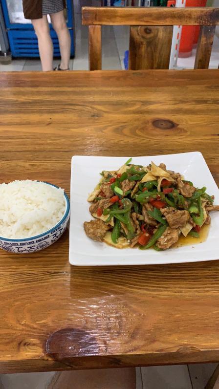 店子比较小,但是是地道的衢州口味.价格比去年涨了一点点.