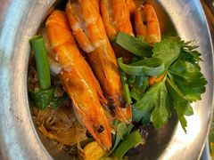 -Chom Cafe and Restaurant