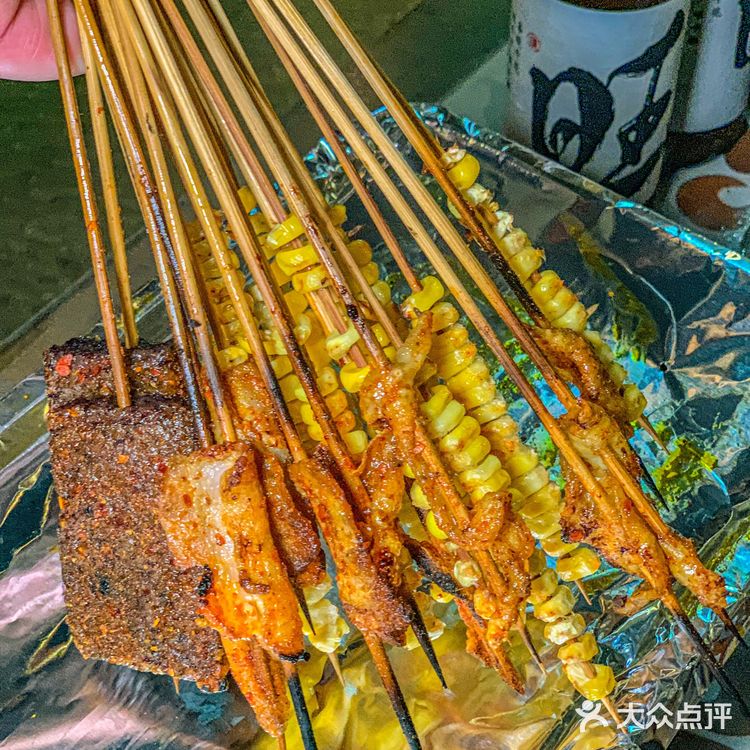 厦门海鲜烧烤C位🔥当然是炭烤小青龙