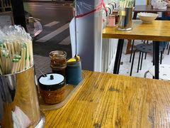 -小梁哥云吞面(黄贝岭店)