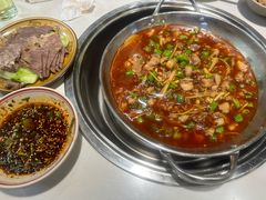 -盐井记·自贡美蛙鲜锅兔(中和店)