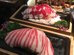 -湊湊火锅·茶憩(杭州湖滨银泰in77店)