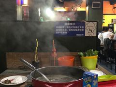 -彩鹿·潮汕·鲜牛肉·自助火锅(伊电园店)