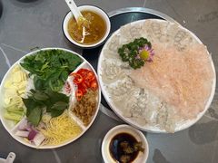 -官塘陈记鱼生·潮汕砂锅粥·牛肉火锅(潮枫路总店)