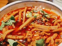 -包整·丝娃娃(一览甲秀楼风景店)