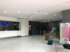 -包玉刚游泳场(黄龙恒励大厦店)