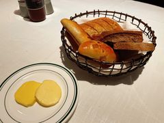 -Wolfgang’s Steakhouse 沃夫冈牛排馆(上海白玉兰广场店)