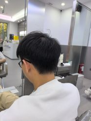 -首脑美发沙龙