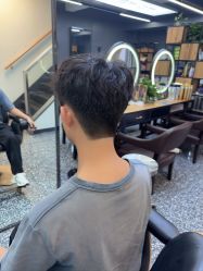 -藤野造型专业烫染接发