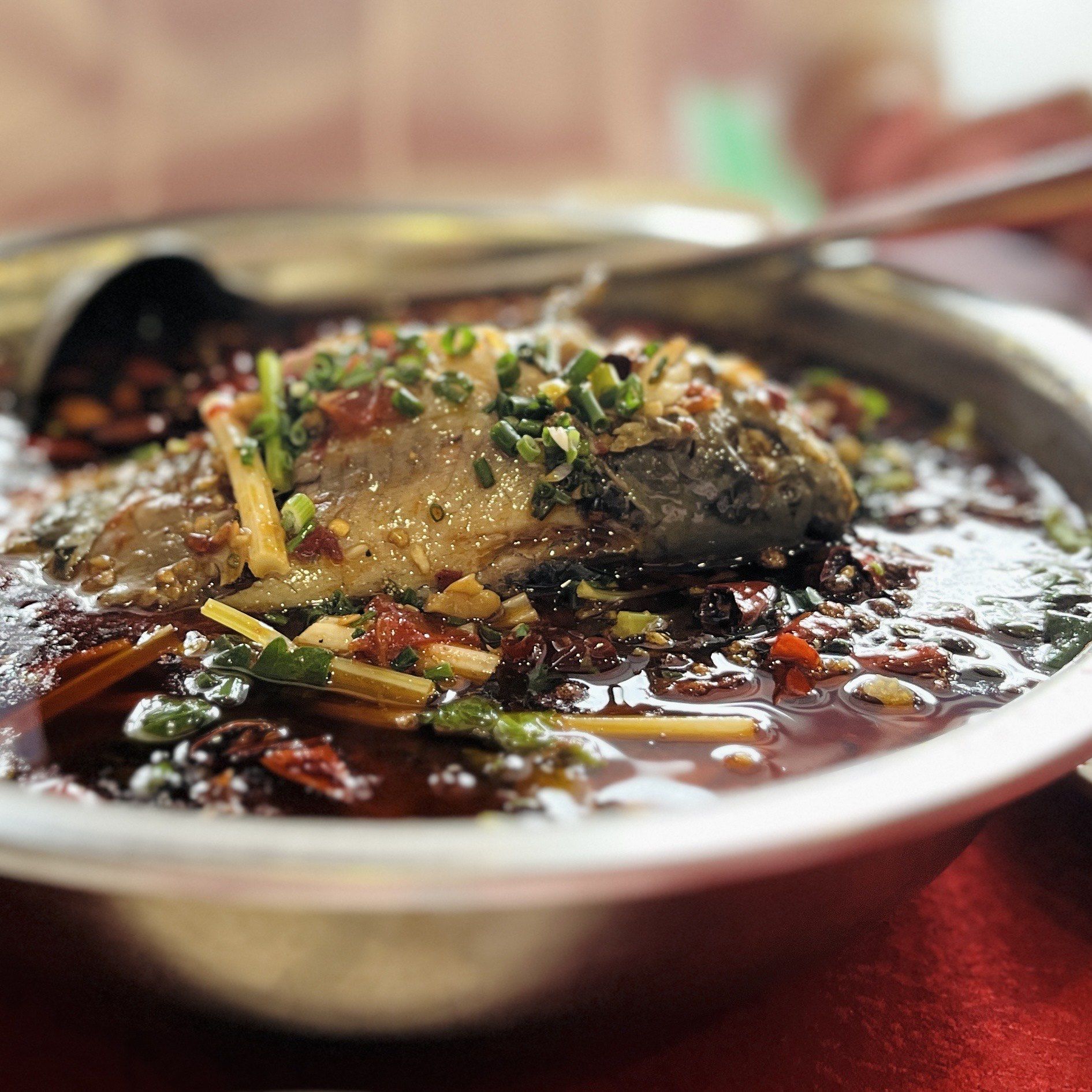 04.10 晚餐 邮亭刘三姐鲫鱼