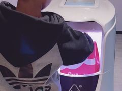 -上海虹桥中心爱琴海亚朵S酒店