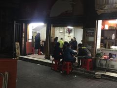 门面-威邵鸡煲(西华路总店)