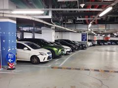 -梅赛德斯奔驰文化中心·停车场