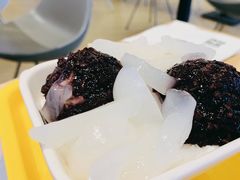 海底椰白雪黑糯米甜甜-满记甜品(荟聚购物中心店)