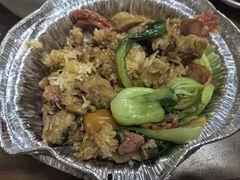 -煲仔皇腊味煲仔饭(经四万达店)