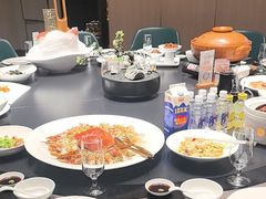 -忆江南·临江鱼馆