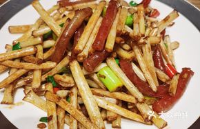 Peanut Sprout Stir-fried with Mini Sausage