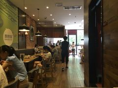 -泰熙家韩式欢乐餐厅(东关正街店)