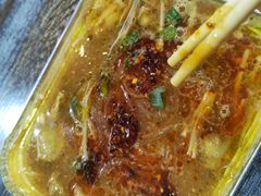 -花儿姐与战哥的美食档