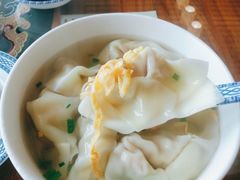 -笑来喜馄饨小笼工坊店(湖滨街店)