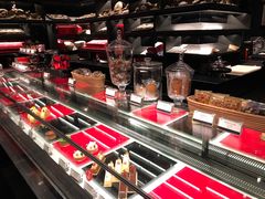 -Salon de The de Joel Robuchon(外滩18号店)