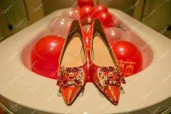 点击看大图 -现代经典婚纱摄影