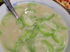 -啄佬食堂
