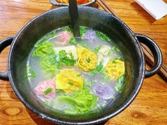 全家福馄饨-地二手作鱼汤馄饨(上街里店)