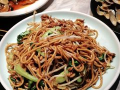 -沪小胖小龙虾(淮海中路旗舰店)