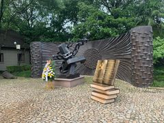 -上海市龙华烈士陵园