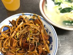 -珠宝街老左杂酱面馆