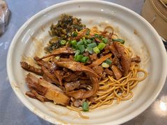 -佬钱湾仔(衣裳街店)