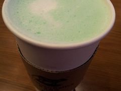 薄荷拿铁-猫屎咖啡(日月光中心广场店)