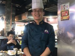 -利昂法式铁板主题餐厅(新奥购物中心店)