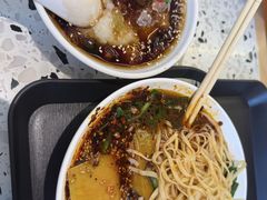 -洪记凉米线(新兴路店)