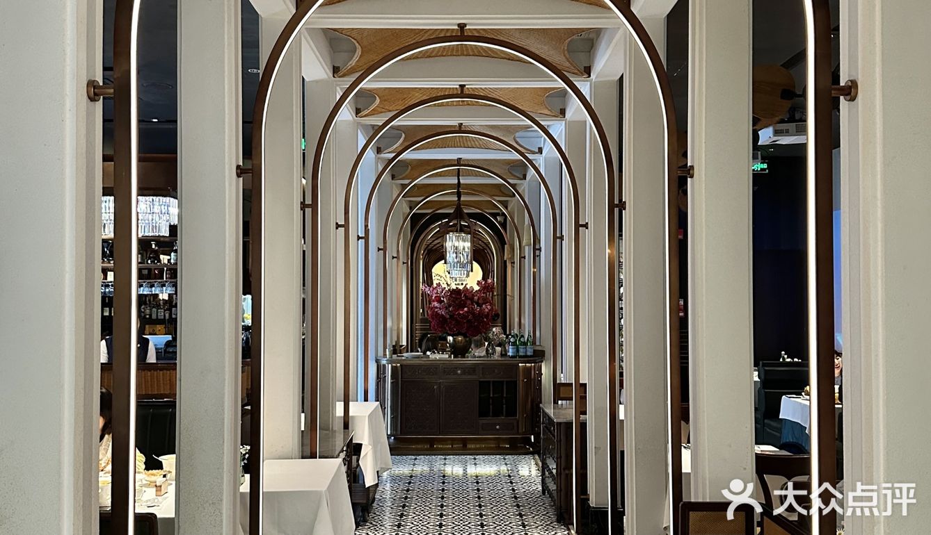 在深圳！！超有氛围感的漂亮饭！！