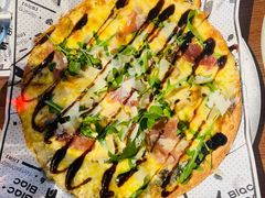 黑松露火腿菌菇芝士薄饼-Blac+Blac(中海环宇荟店)