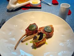 -弦月窗LUNETTE BY AMANDA(复兴路店)