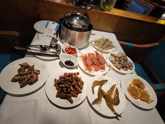 -领鲜活海鲜榴莲自助火锅(东门店)